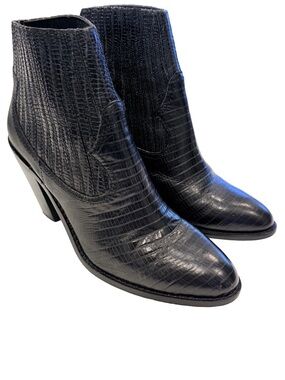ASH Women’s IIona Boots Black Embossed Leather Western Style Ankle Boots Sz 8.5